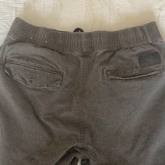 Joggers. - Picture 3 of 4